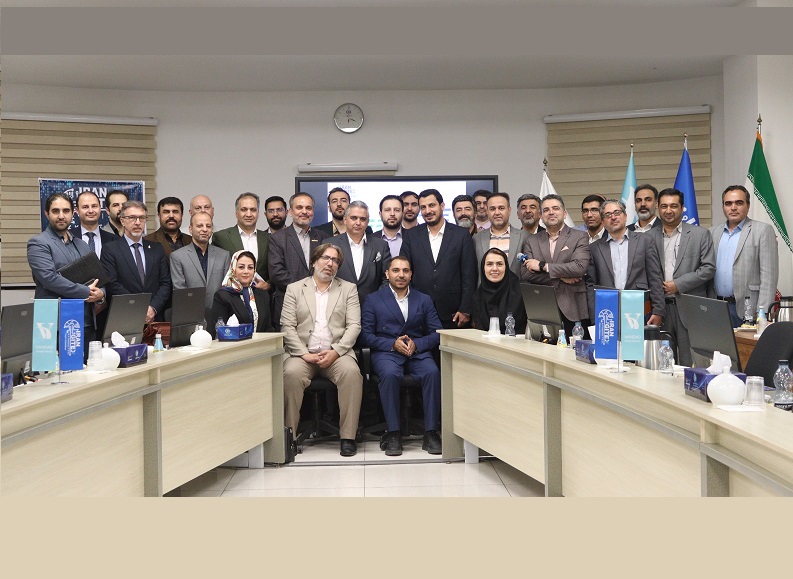 برگزاری نشست شورای سیاست‌گذاری و تعیین سیاست‌های کلان نمایشگاه ایران ایفتکس